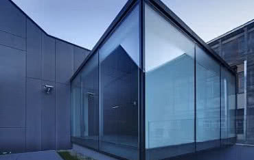 Architektoniczna perła - przeszklenia Saint Gobain Building Glass Polska w Krakowie