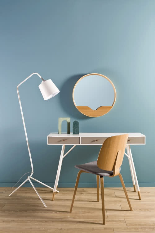 Projekt wnętrza z użyciem koloru Regatta